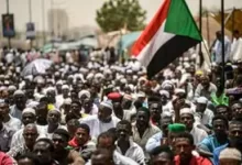 صورة السودان: استعدادات لمظاهرة “مليونية” ضد الانقلاب وتحذيرات دولية للجيش من قمعها