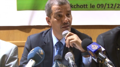 صورة استياء عارم من محاولة استفزاز القامة النظيفة سيد أحمد ولد الرايس