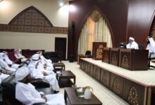 صورة الشيخ الددو يقيم دورة في الفتوى في قطر