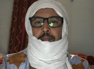 صورة من المعاناة أَمْ من الثّكنات تُبْنَى الدّيمقراطيات؟ / أحمدو ولد الشيخ ولد أحمدو