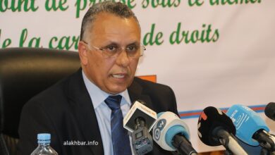 صورة مرسوم رئاسي يمنح مأمورية جديدة لرئيس لجنة حقوق الإنسان