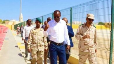 صورة وزير الإسكان يعاين عددا من مشاريع البنية التحتية في نواكشوط