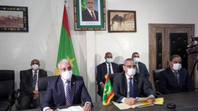 صورة اجتماع مشترك بين الداخلية والصحة بشأن إطلاق إسبوع للتلقيح ضد كوفيد
