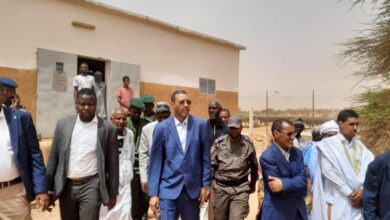 صورة عمدة لعيون: هناك اضطرابات شديدة في الخدمات الأساسية بالمدينة
