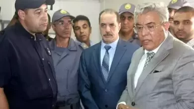 صورة مدير الجمارك الجزائري خلال زيارته للمعبرين-