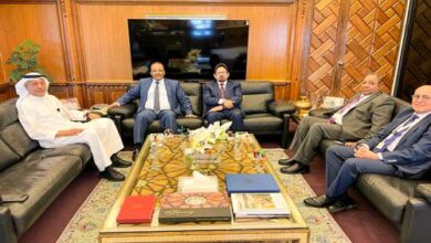 صورة رئيس اتحاد أرباب العمل الموريتانيين يلتقي المدير العام للمؤسسة العربية لضمان الاستثمار الكويت