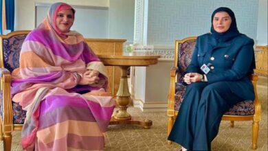 صورة وزيرة العمل الاجتماعي تجري لقاء مع وزيرة التنمية الاجتماعية القطرية