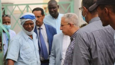 صورة وزير الصحة يجري زيارة مفاجئة لمستشفى الشيخ زايد بنواكشوط (صور)