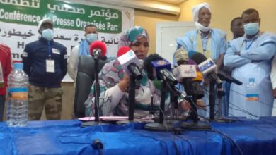 صورة النايب سعداني تعرض أمام الرأي العام محاولة “تواصل” انتزاع منصبها