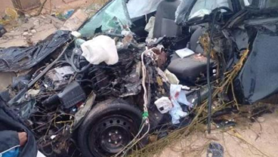 صورة تصادم قوي لسيارتين يسفر عن وفاة شخصين بتنويش