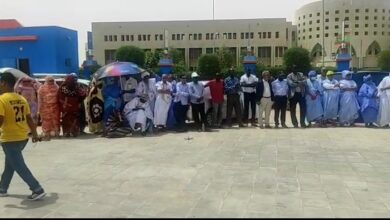 صورة عمال موريتل رئيس مجلس إدارة الشركة منحاز للمغاربة