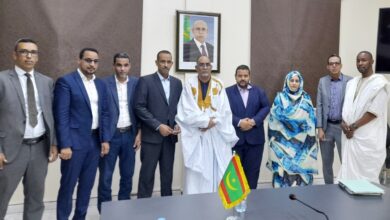 صورة وزير المالية يلتقي المكتب التنفيذي لنقابة أطر و موظفي وزارة المالية