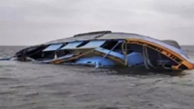 صورة فقد صيادين جراء غرق زورقهم قبالة شواطئ نواذيبو المصدر : وكالات: