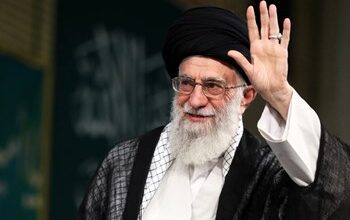 صورة السيد خامنئي: وحدة المسلمين أحد أركان الحج الأساسية وقوى الاستكبار يقلقها ذلك