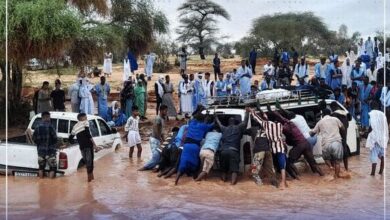 صورة فتح الطريق جزئيا في مناطق بالعصابة بعد 24 ساعة من إغلاقها