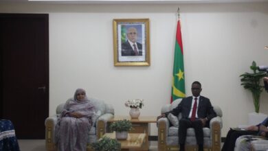 صورة الوزير الأول يستقبل أعضاء المكتب التنفيذي لمنظمة المدن والحكومات المحلية المتحدة بإفريقيا