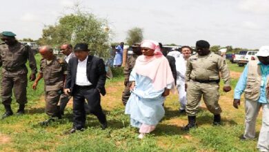 صورة وزيرة البيئة تتفقد عددا من المواقع التابعة لمشروع التسيير المندمج في ولاية كوركول