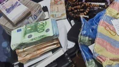 صورة توقيف طبيب أجنبي متهم بعملية سرقة تعرض لها مقر شركة بنواكشوط