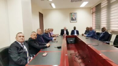 صورة وزير الاقتصاد يبحث التعاون مع الكونفدرالية الجزائرية لأرباب العمل