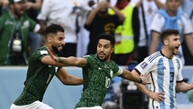 صورة السعودية تصنع إنجازًا للتاريخ بالفوز على الأرجنتين وتصدرها المجموعة الثالثة