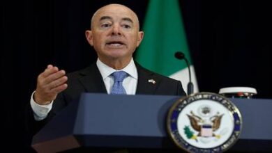 صورة وزير الأمن الداخلي الأمريكي يعلق على تنفيذ هجوم نووي محتمل في أوروبا ويحذر من “قعقعة السيوف” الروسية
