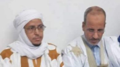 صورة لقاء سياسي بين فضيلة الشيخ محمد يحظيه ولد التار ورئيس حزب الإنصاف (صورة)