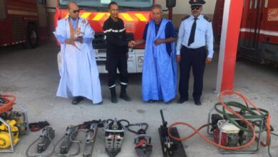 صورة المندوبية العامة للأمن المدني تتسلم معدات إنقاذ مقدمة من طرف حملة “معا للحد من حوادث السير”