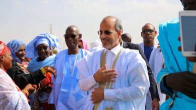 صورة استقبال حاشد على مشارف كيهيدي لرئيس حزب الإنصاف (صور)
