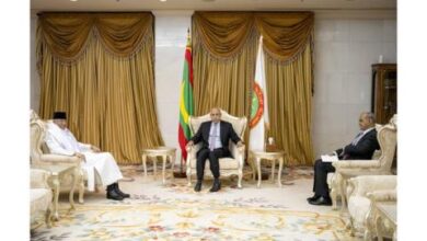 صورة مدير آسكنا يناقش مع الرئيس غزواني المشاريع التي ستنفذها الوكالة