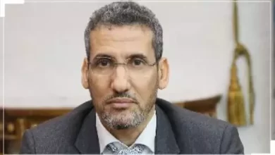صورة محافظ البنك المركزي: البنك بصدد رفع معدل الفائدة التوجيهي