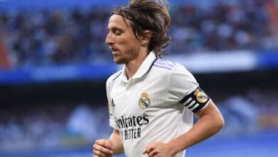 صورة مودريتش يرد على عرض لمجاورة رونالدو في السعودية