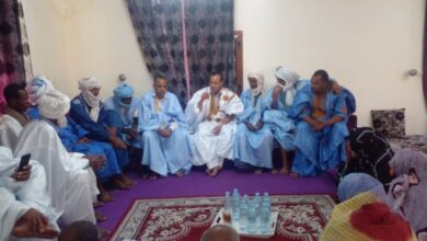 صورة ولد الطالب ألمين ينظم لقاءات واجتماعات بمجموعات وازنة من ساكنة مدينة كيفة (صور)