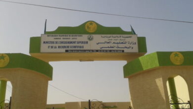 صورة تجمع دكاترة يطالب بفتح اكتتاب بمؤسسات التعليم العالي