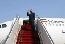 صورة على رأس وفد سياسي.. وزير الخارجية الإيراني يتوجه إلى نواكشوط