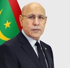 صورة عاجل: رئيس الجمهورية يصل مدينة تيشيت