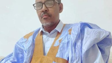 صورة ولد الطالب النافع يحث المواطنين على التسجيل على اللائحة الانتخابية بمدينة الطينطان