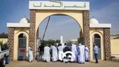 صورة محاكمة العشرية.. القاضي يرفع الجلسة إثر مشادات كلامية