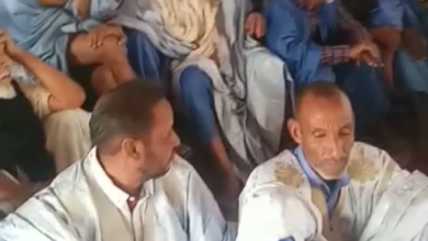 صورة اجتماع واسع لقرى ببلدية “أقرقار” يسفر عن ترشيح حدمين ولد “ابراهيم” عمدة للبلدية (فيديو)