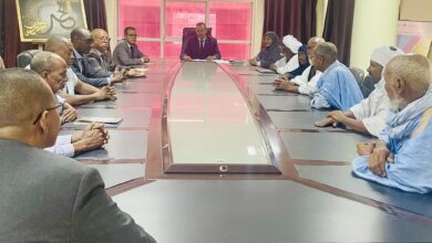 صورة 50 مليون أوقية للمتضررين من حريق سوق الصناعة التقليدية بالميناء