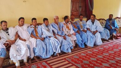 صورة انضمام مرشح حزب الكرامة لبلدية كرو إسماعيل ولد محمد للائحة الوفاق (تفاصيل)