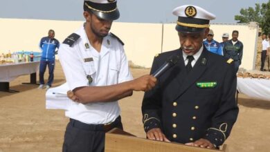 صورة قائد أركان البحرية المساعد يشرف على انطلاق بطولة عسكرية