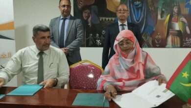 صورة موريتانيا والجزائر توقعان توأمة اتفاق على هامش المعرض الدولي الجزائري للصناعة التقليدية (صور)