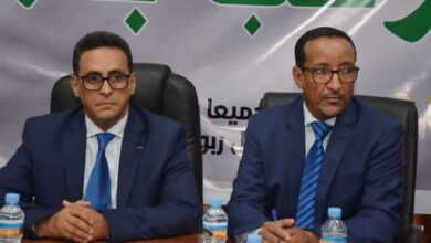صورة وزير الثقافة يتفقد سير العمل في شركة البث الإذاعي والتلفزي