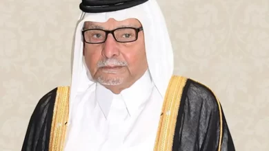 صورة الرئيس الموريتاني يعزي أمير قطر في رحيل عمه