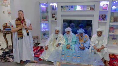 صورة الاتحاد العام للزوايا والهيئات القادرية ينظم حفل عشاء فاخر للوفود الجزائرية المشاركة في مهرجانات تكانت (تفاصيل)