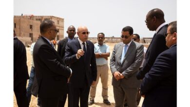 صورة الرئيس غزواني يطلع على سير العمل في ثلاث مشاريع حيوية بالعاصمة نواكشوط