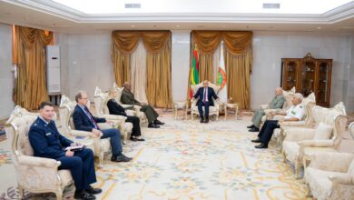 صورة قائد القوات الأمريكية بأفريقيا: موريتانيا رائدة في الأمن الإقليمي