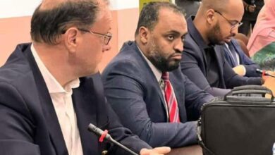 صورة فصل موظف بـ”أورا بنك” انتقد تصريحات لمدير البنك هاجم فيها (حماس)