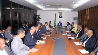 صورة الوزير الأول يترأس اجتماعا لمنسقي البرامج التنموية ذات التمويل الخارجي