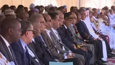 صورة الرئيس غزواني يضع الحجر الأساس لطريق أشميم- انبيكت لحواش
